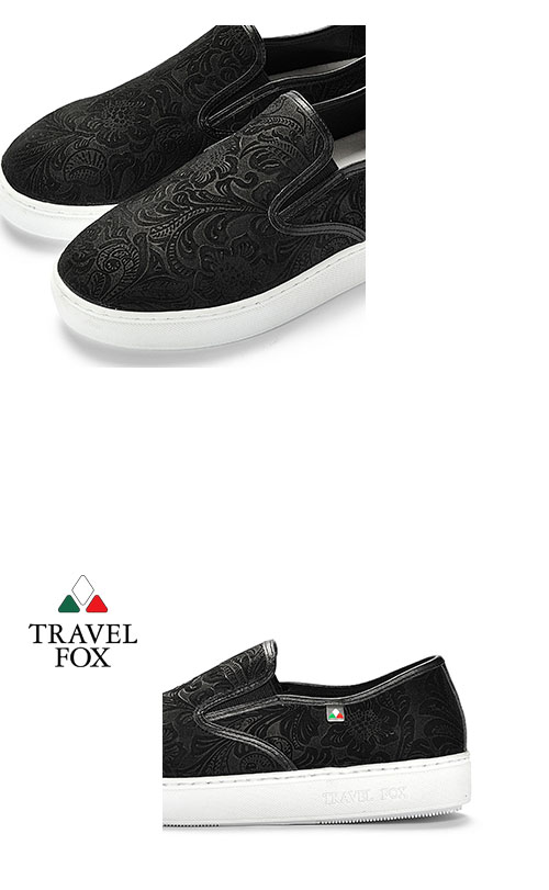 TRAVEL FOX(女) 壓紋舒適休閒懶人鞋-黑
