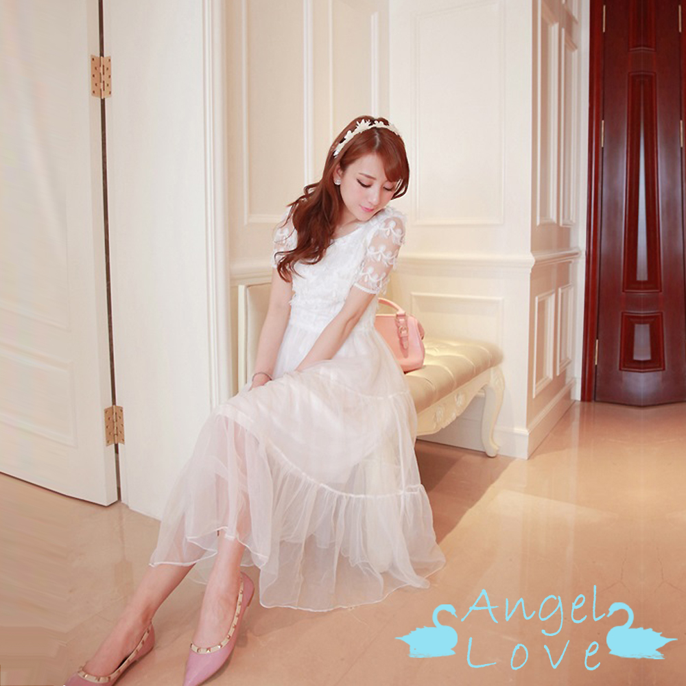 羽毛蕾絲透視感層次長裙洋裝 (共二色)-Angel Love