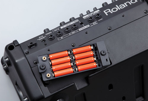ROLAND Cube Street EX 電池供電立體聲擴大音箱