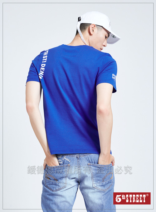 5th STREET 滑板袋花短袖T恤-男-寶藍色